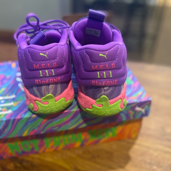 Youth Melo toxic size 6.5 - Picture 7 of 9